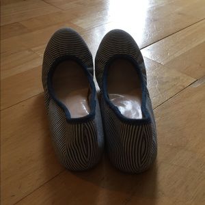 Victoria's Secret Shoes - Striped flats - Victoria’s Secret Victoria's Secret Shoes - Striped flats - Victoria’s Secret